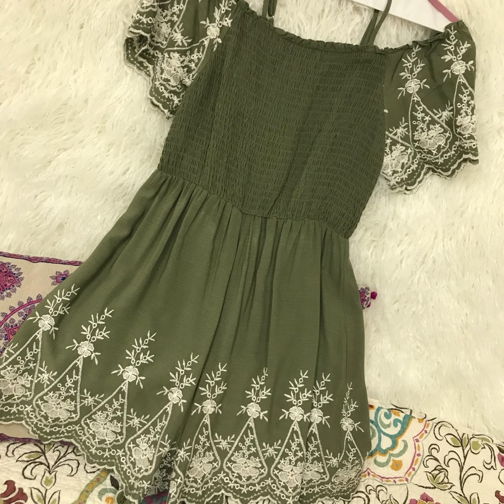 💚 FRANCESCA’S ROMPER